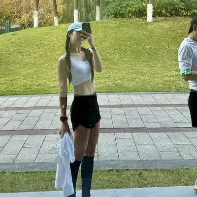 罗巧